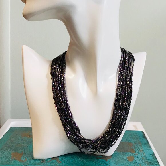 Vintage Metallic Beaded Necklace - Picture 2 of 8